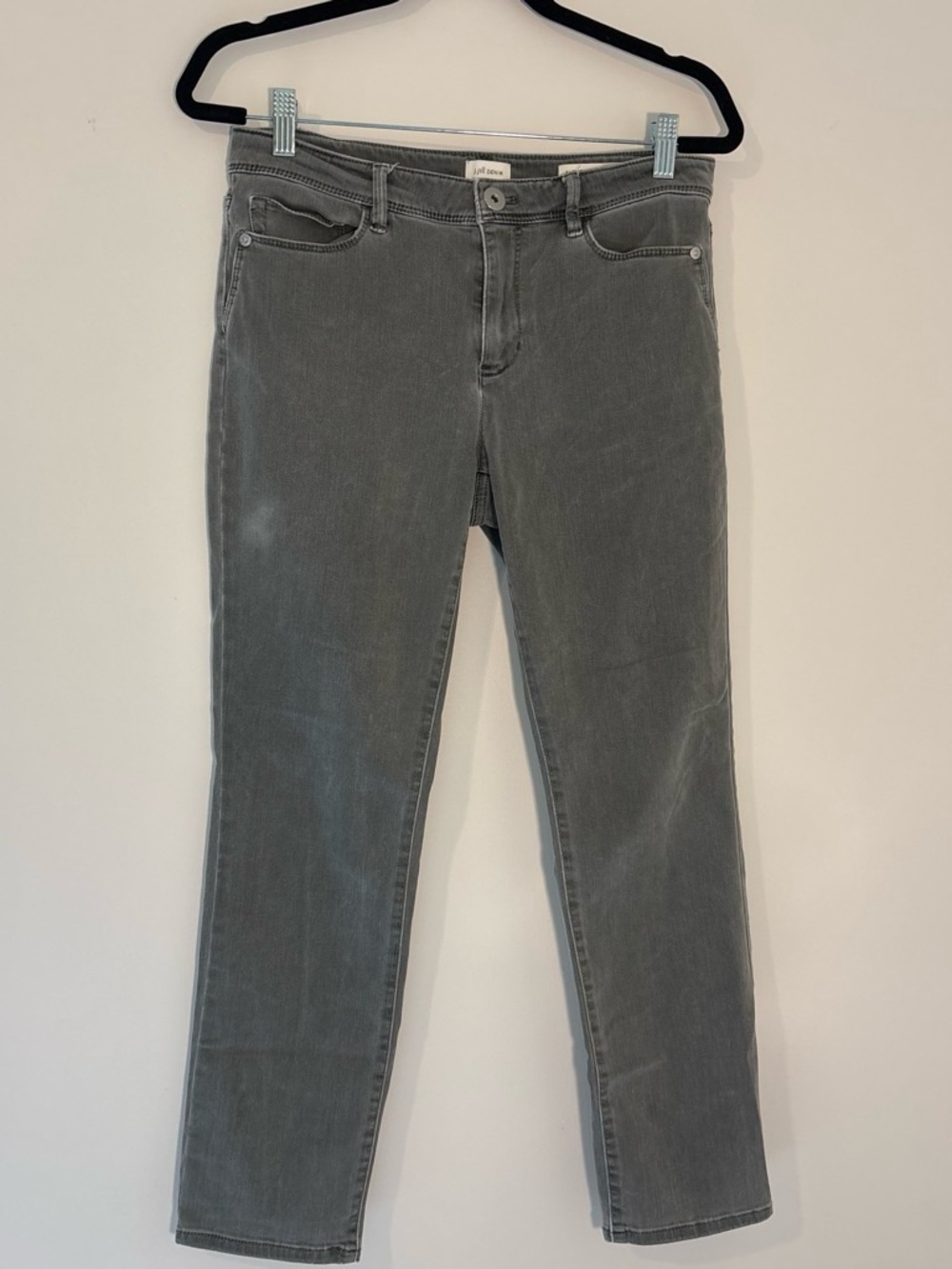 Women’s Gray Skinny Jeans - Stylish Everyday Stretch